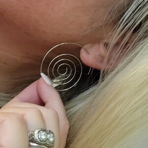 SPIRAL THREADER EARRINGS